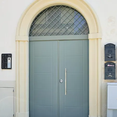 Cavour Boutique