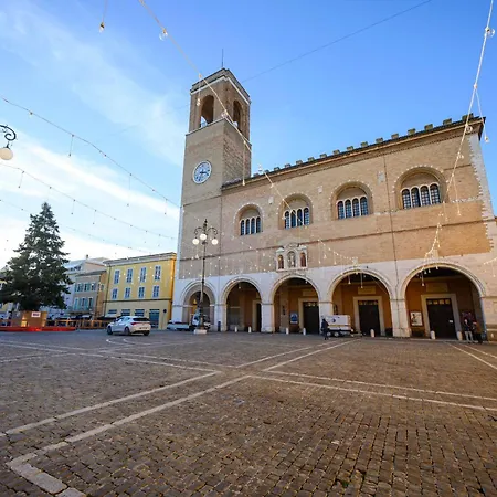Cavour Boutique *
