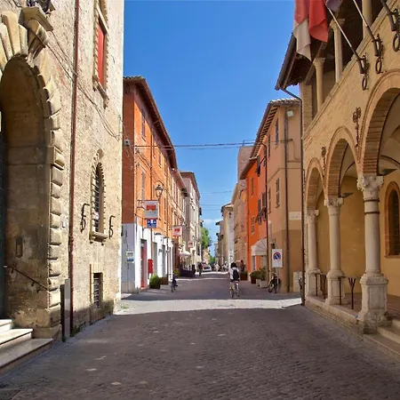 Cavour Boutique *