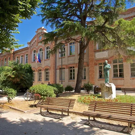 Cavour Boutique Fano (Pesaro and Urbino)